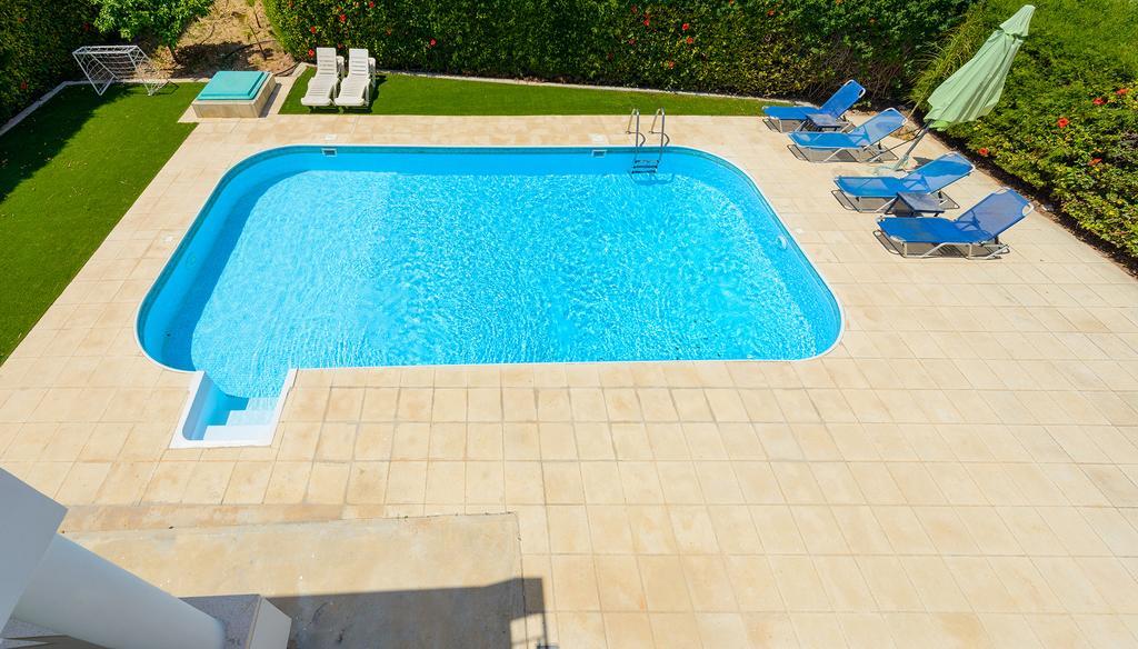 Merab Center Villas Agia Napa Quarto foto