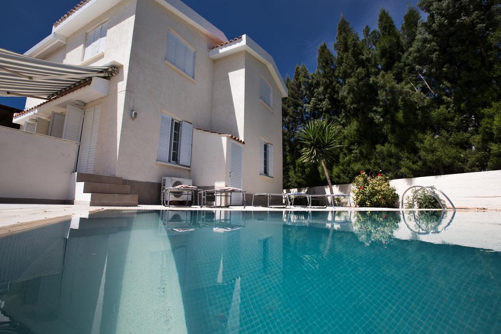 Merab Center Villas Agia Napa Exterior foto