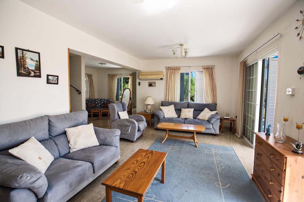 Merab Center Villas Agia Napa Exterior foto
